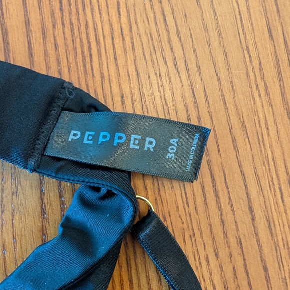 Pepper Black Lift Bra, Size 30A - Picture 3 of 8